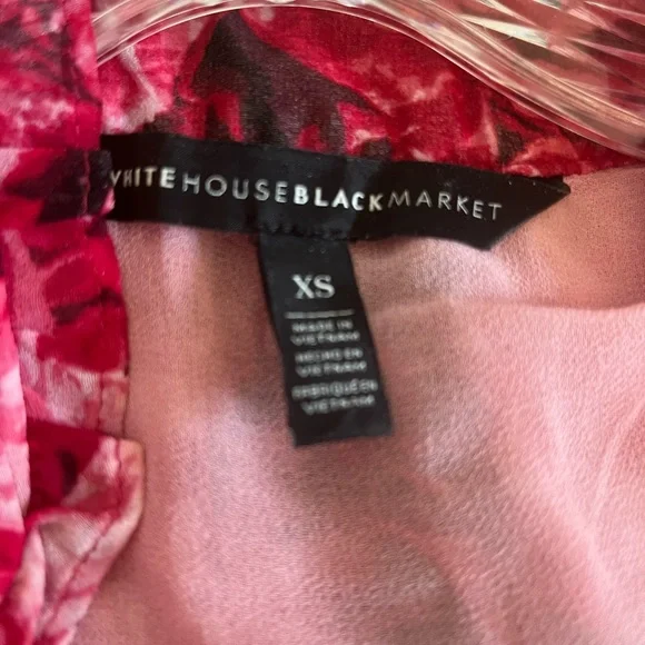 White House Black Market Pink Floral Top - Picture 5 of 5